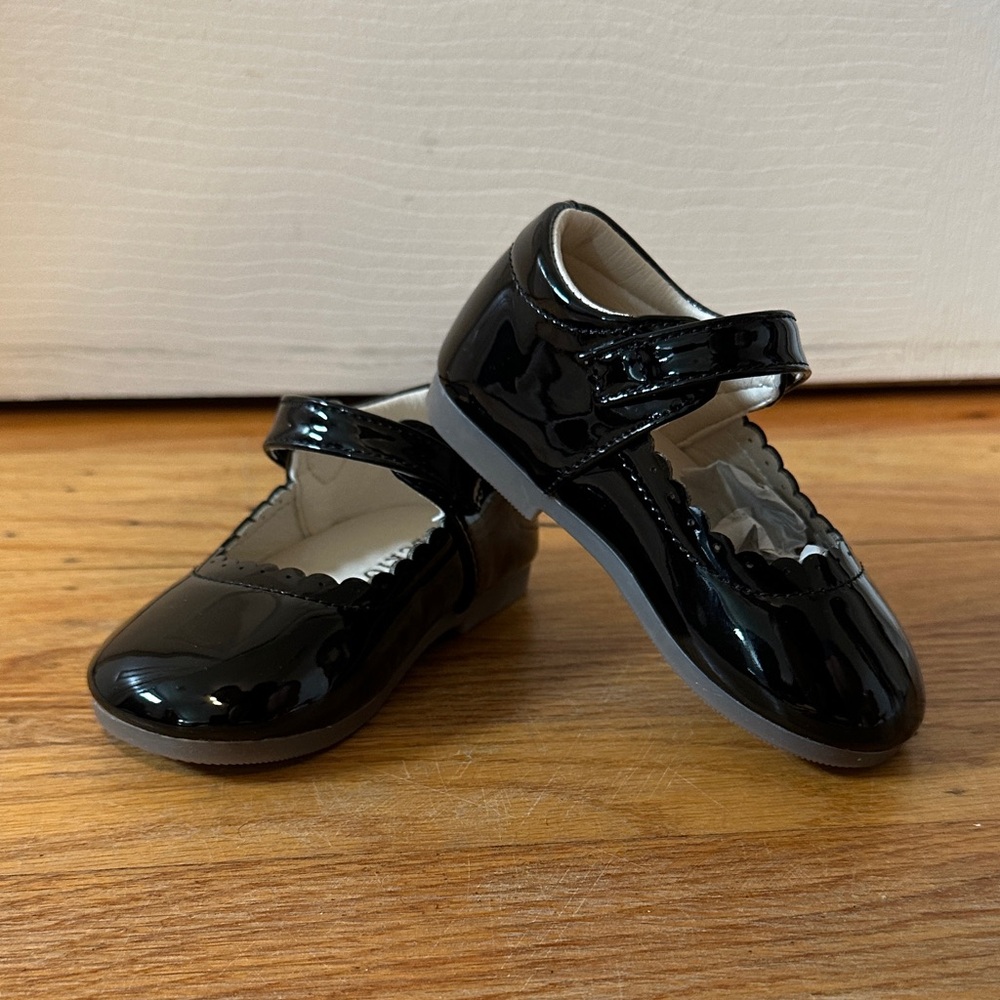 Girls dress shoes